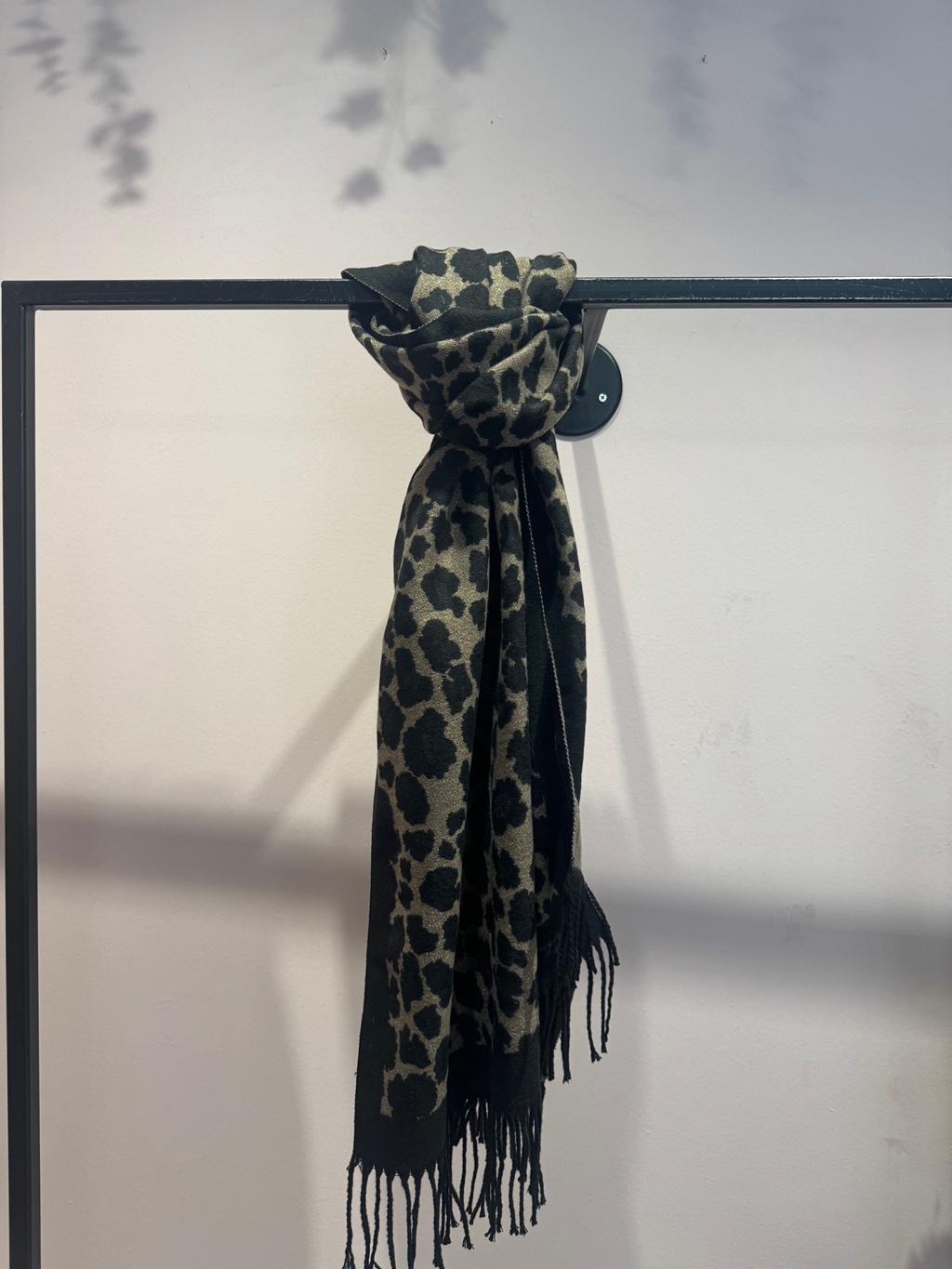 Κασκολ λεοπαρ καφέ